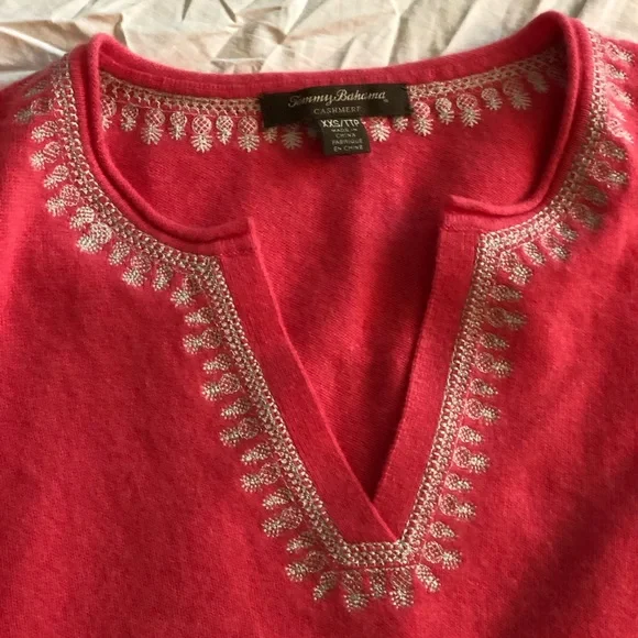 Tommy Bahama Cashmere Sweater - Picture 2 of 10